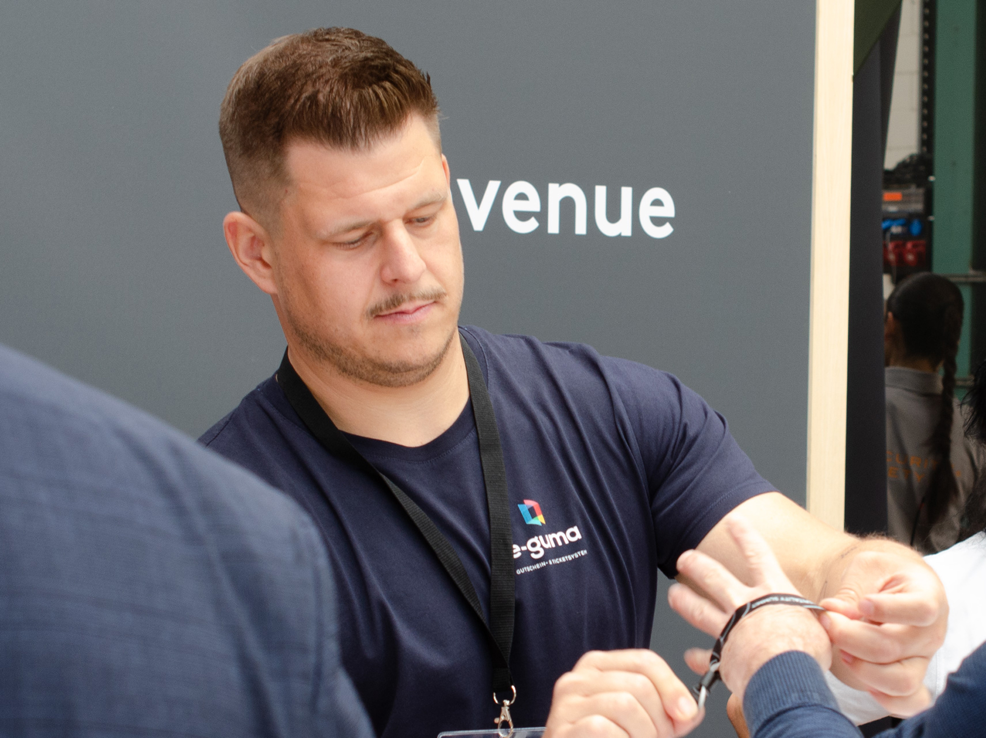 e-guma: Réservations fiables & processus clairs